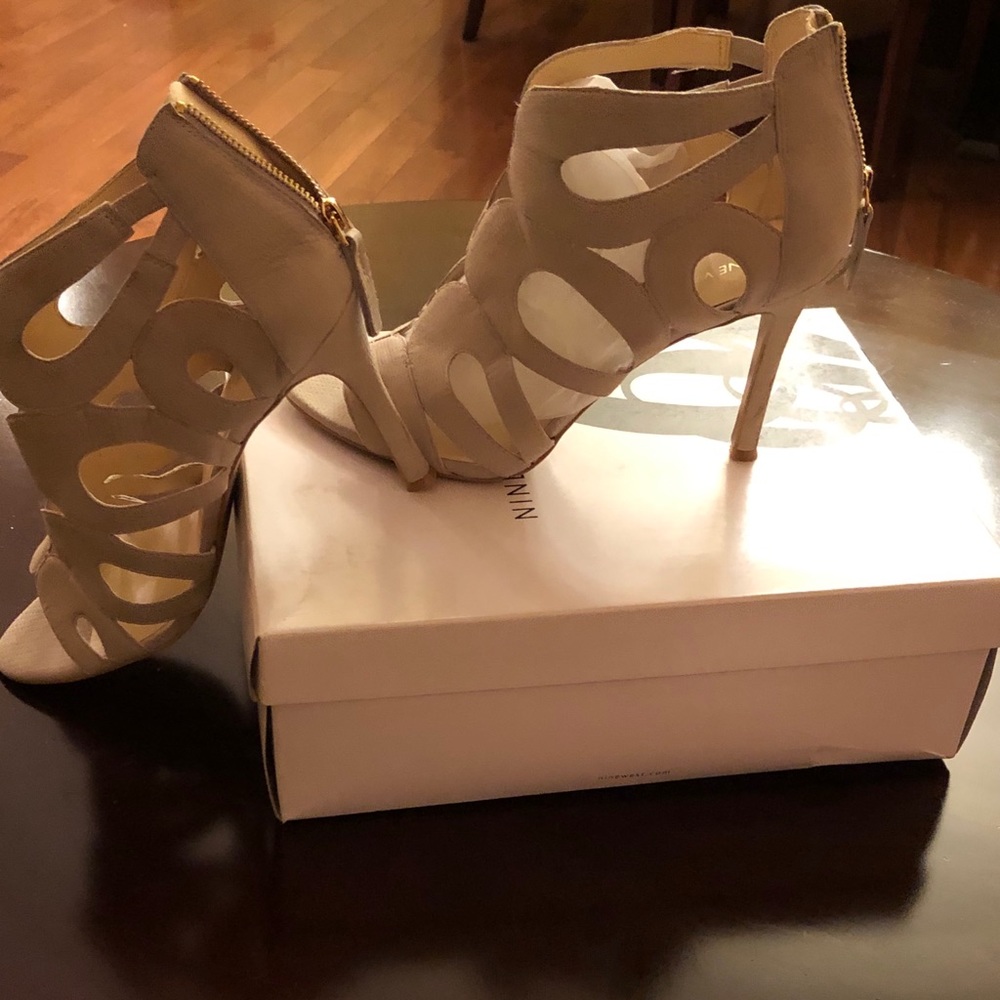 Nine West Flora LT Grey size 11